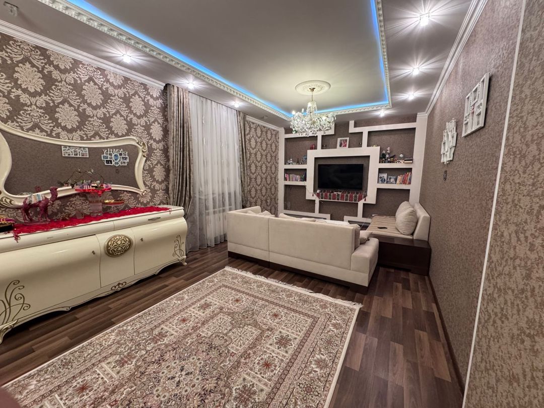 Satılır 8 otaqlı həyət evi/bağ evi 360 m² — Ev, villa, Bakı (4)