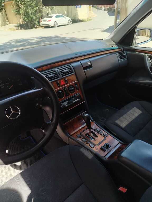 Mercedes E 220, 2.2 L, 1999 il, 505 000 km — Avtomobillər, Bakı (3)
