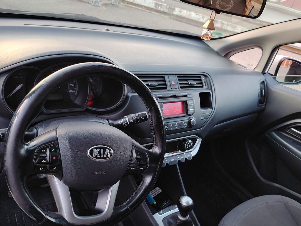 Kia Rio: 1.2 l 2014 il Hetçbek — Avtomobillər, Gəncə (6)