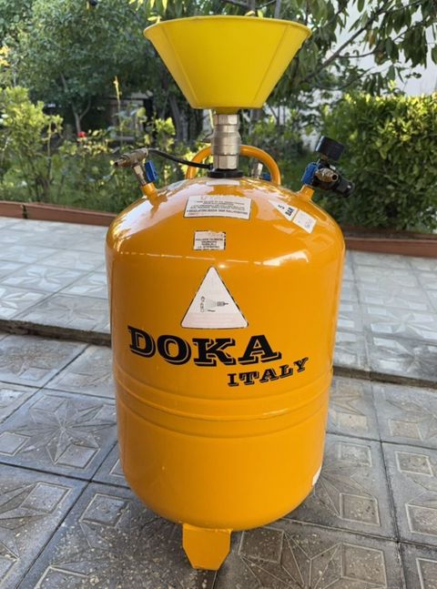 Doka Italy istehsalı 60 litrlik köpük aparatı satılır. 5 bar təzyiq — Bakı
