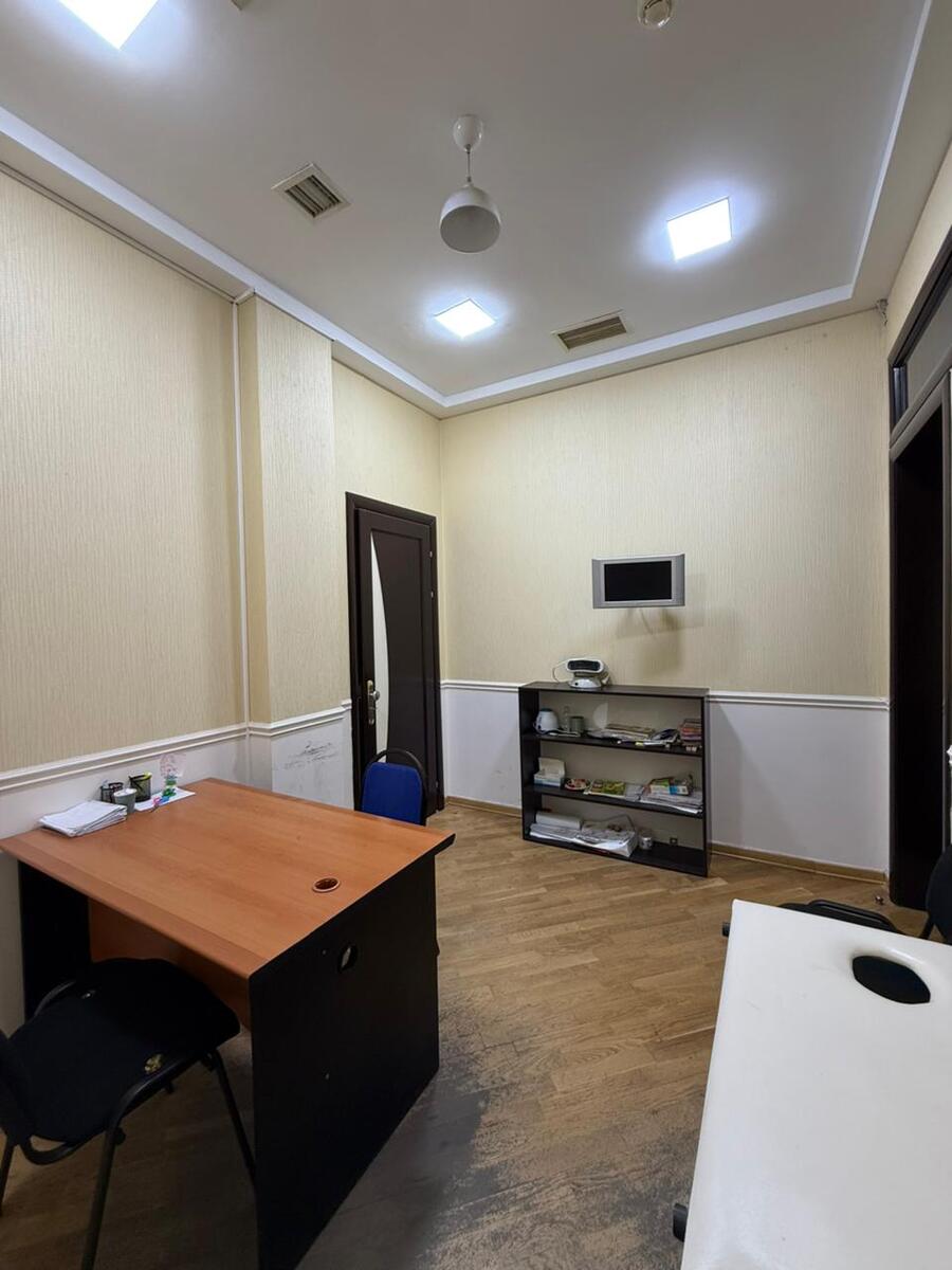 İcarəyə verilir 6 otaqlı ofis 220 m² — Ofis, Bakı (11)