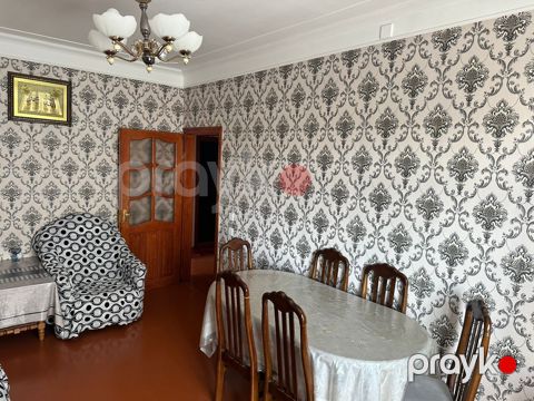 Satılır 3 otaqlı köhnə tikili 90 m²