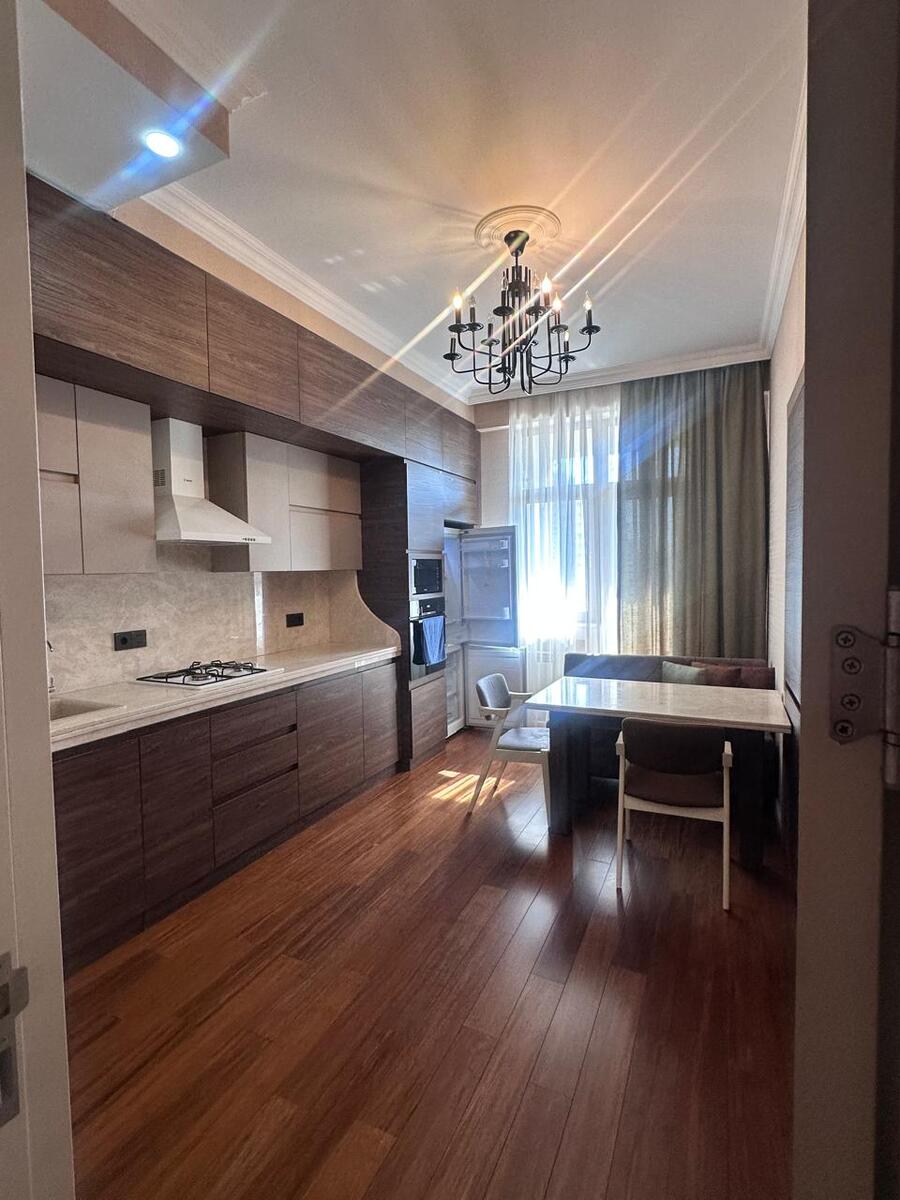 İcarəyə verilir 3 otaqlı yeni tikili 120 m² — Mənzil, Bakı (10)