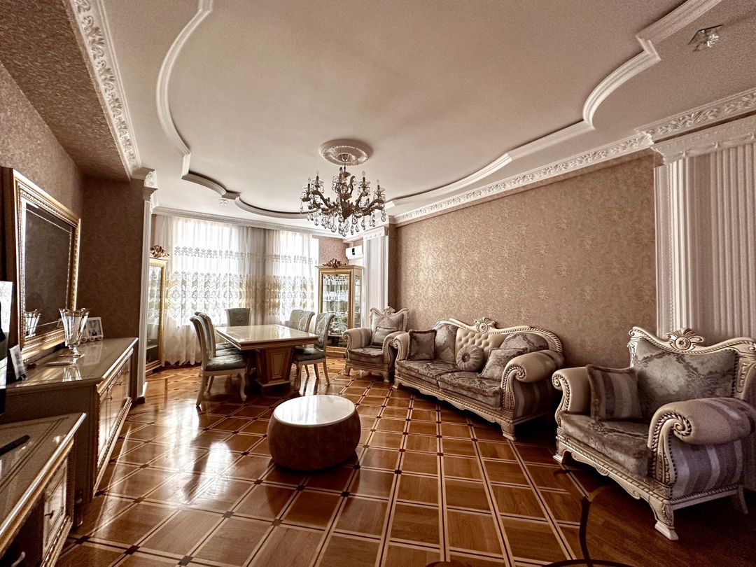Satılır 4 otaqlı yeni tikili 155 m² — Mənzil, Bakı