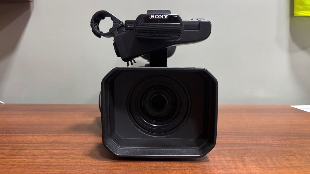 Videokamera Sony HXR-NX100 — Səs texnikası, Bakı (3)