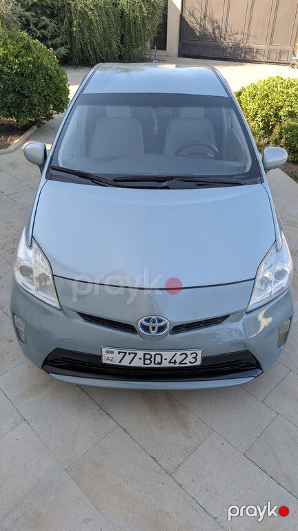 Toyota Prius, 1.8 L, 1.3 kWh, 2014 il, 332 000 km