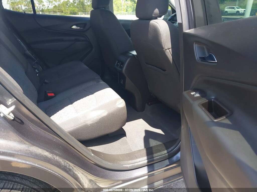 Chevrolet Equinox, 1.5 L, 2022 il, 174 607 km — Avtomobillər (9)