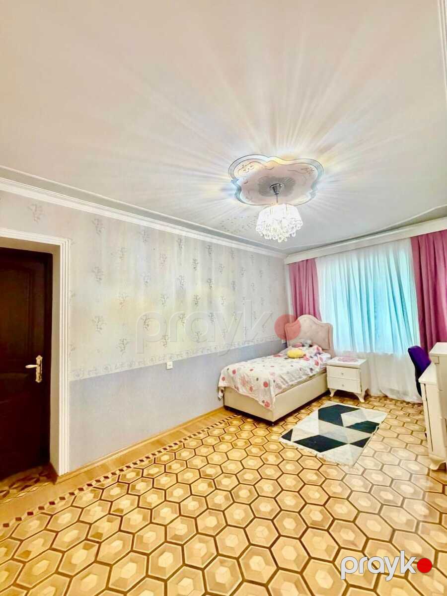 Satılır 4 otaqlı köhnə tikili 120 m² — Mənzil, Bakı (3)