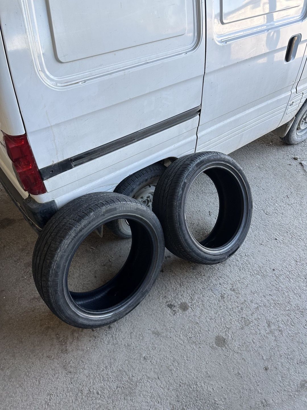 Şinlər 225/45 R18 — Ehtiyat hissələri və aksesuarlar, Bakı (9)