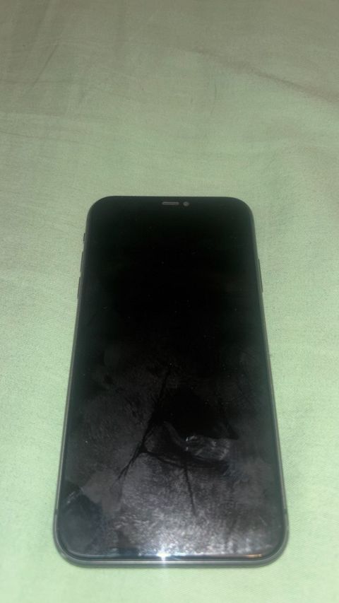 Apple iPhone 11 Black 64GB/4GB — Bakı