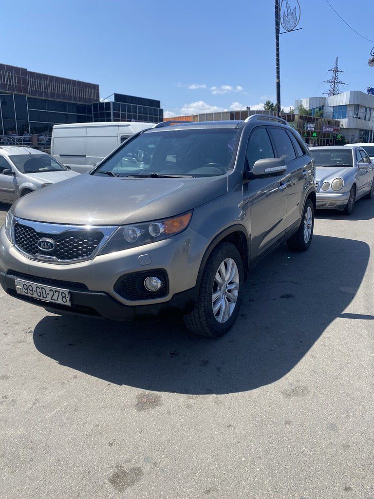 Kia Sorento, 2.0 L, 2010 il, 400 000 km — Avtomobillər, Quba (3)
