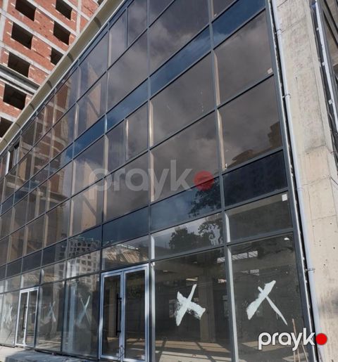 Satılır obyekt 200 m²