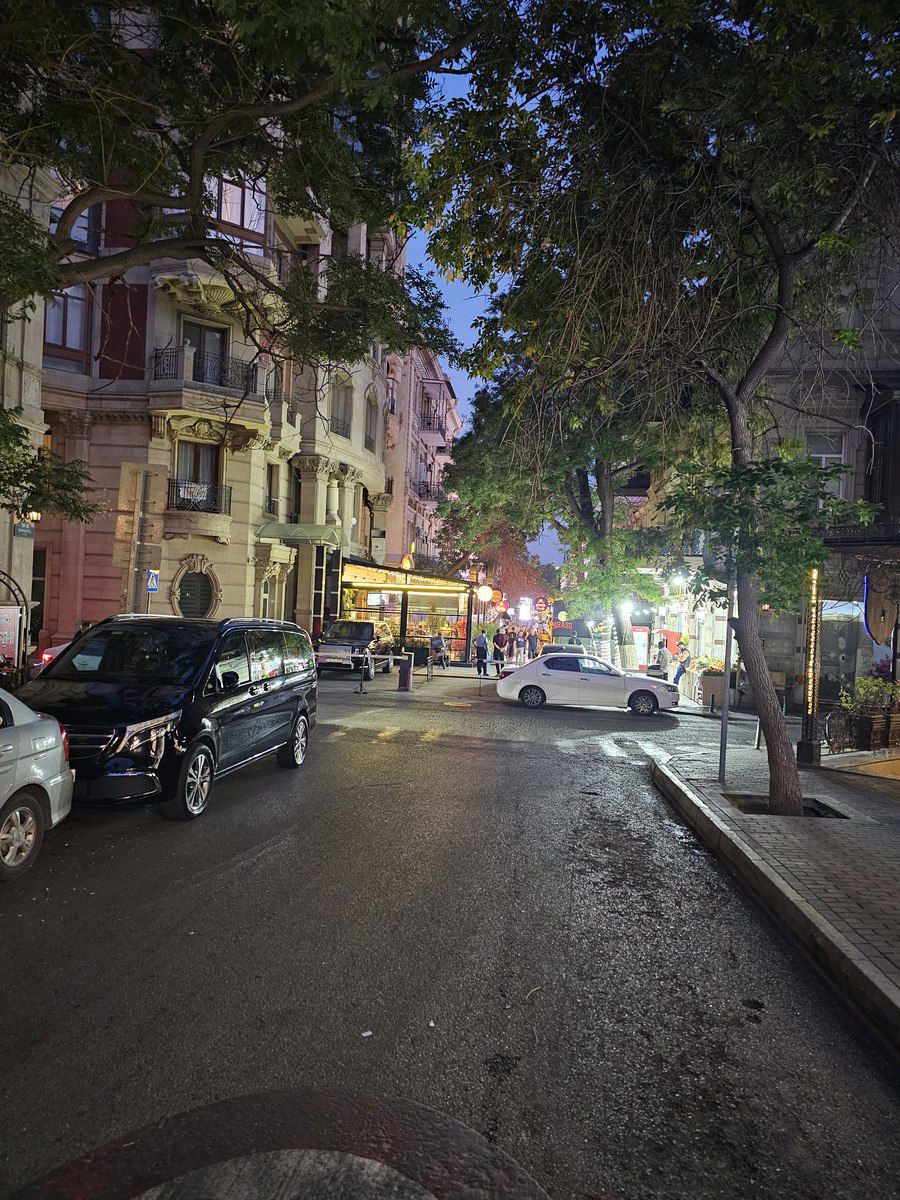 Satılır 4 otaqlı köhnə tikili 140 m² — Mənzil, Bakı (4)