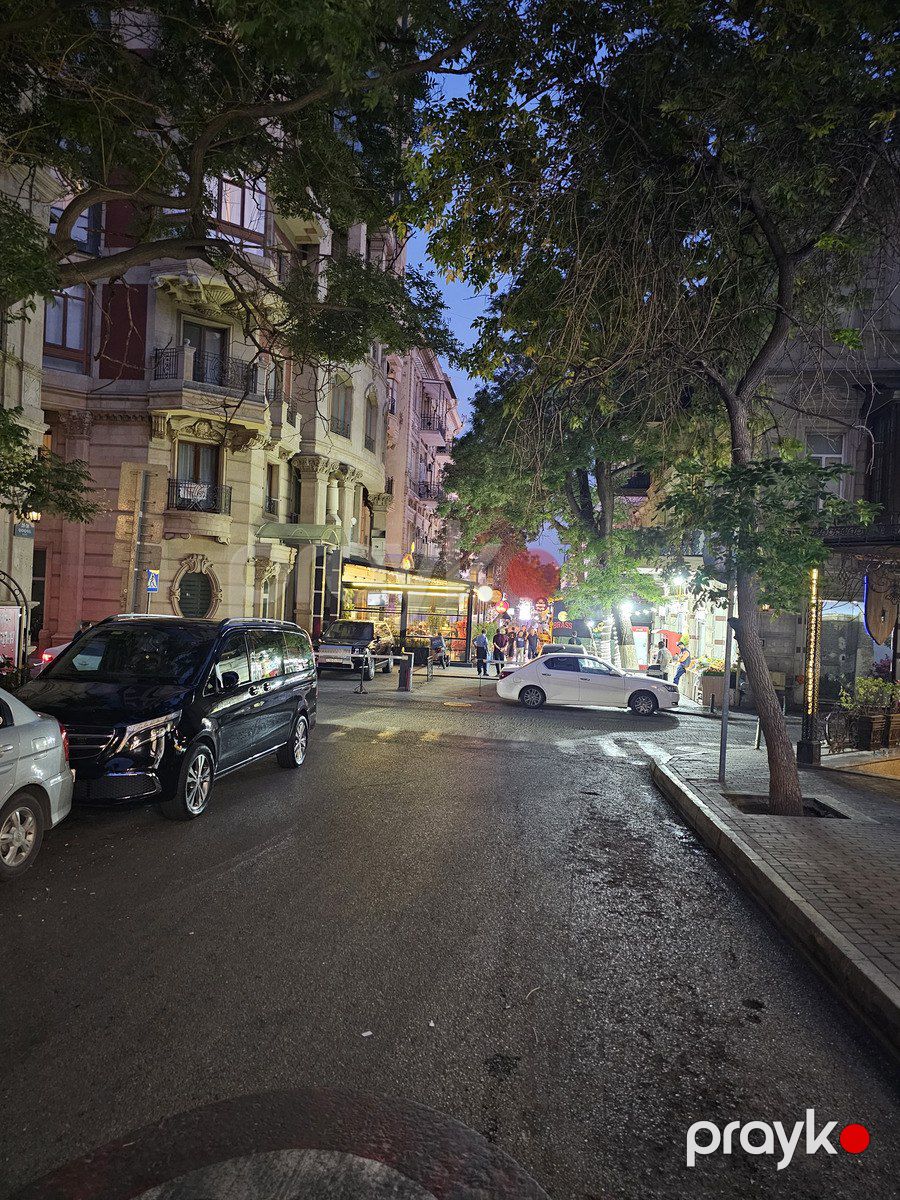 Satılır 5 otaqlı köhnə tikili 140 m² — Mənzil, Bakı (4)