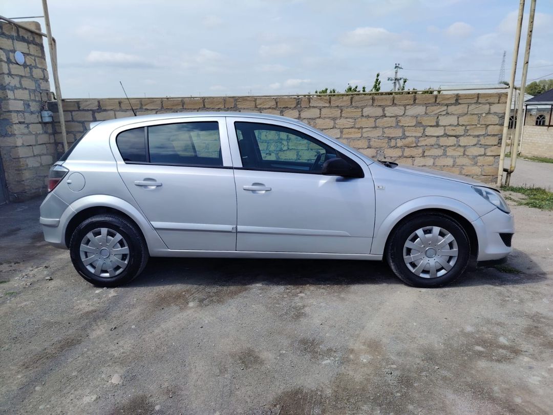 Opel Astra, 2009 il — Avtomobillər, Gəncə (3)