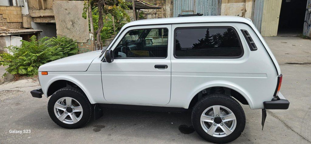 Lada (VAZ) Niva, 1.7 L, 2024 il, 42 000 km — Avtomobillər, Bakı (7)