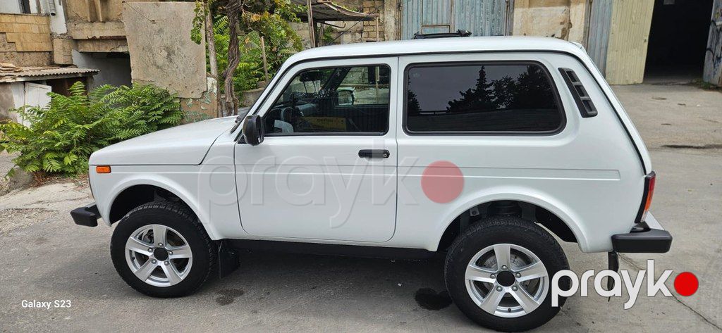 Lada (VAZ) Niva, 1.7 L, 2024 il, 42 000 km — Avtomobillər, Bakı (7)