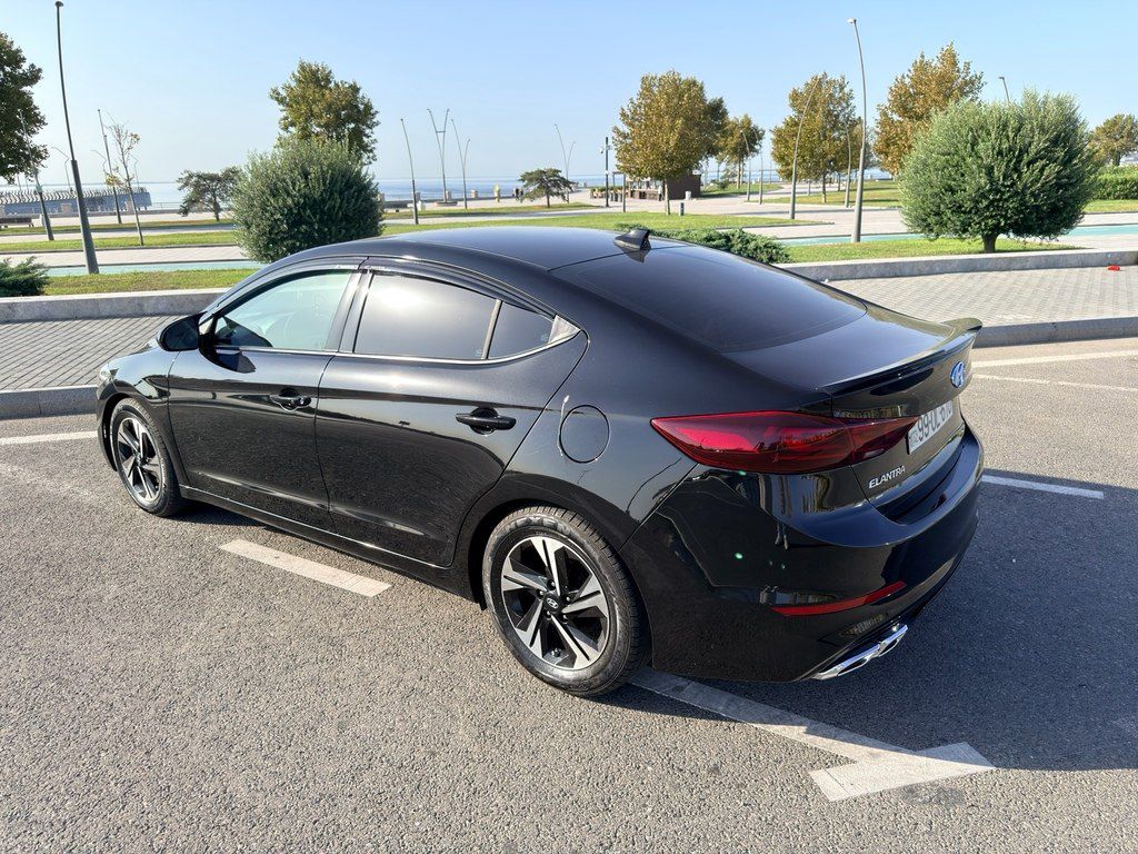 Hyundai Elantra, 2.0 L, 2016 il, 168 000 km — Avtomobillər, Bakı (3)