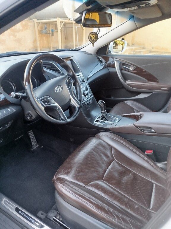 Hyundai Grandeur, 2.2 L, 2014 il, 243 000 km — Avtomobillər, Bakı (8)
