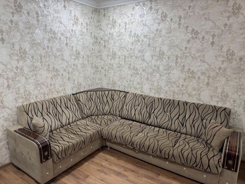 Kunc divan satılır yaxşı veziyyetde açılır bazalidr tecılı 180 manata — Bakı