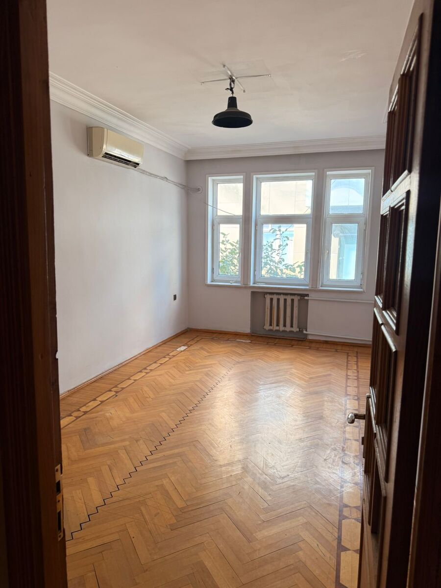 Satılır 8 otaqlı həyət evi/bağ evi 850 m² — Ev, villa, Bakı (12)