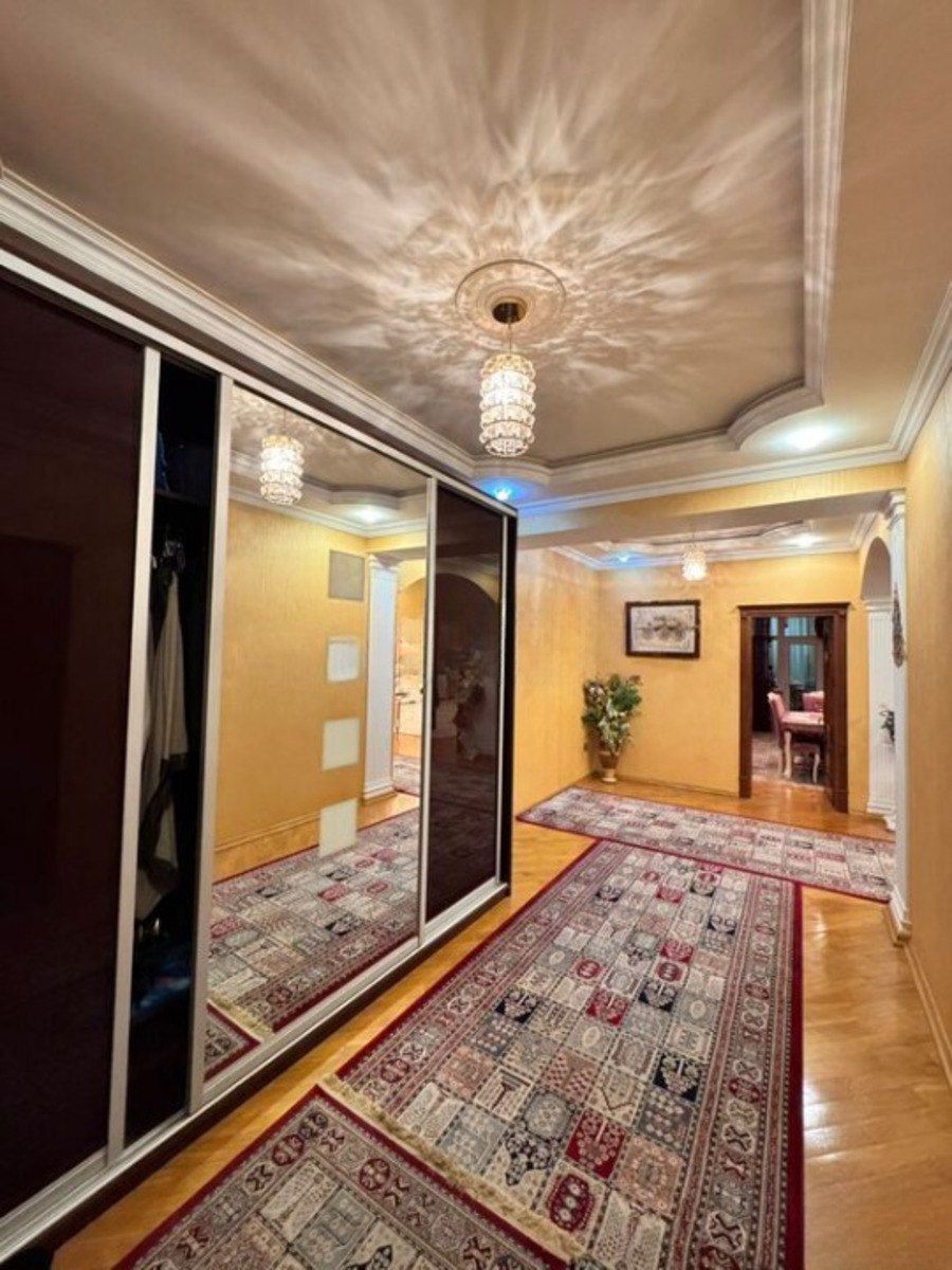 Satılır 4 otaqlı yeni tikili 205 m² — Mənzil, Bakı (9)