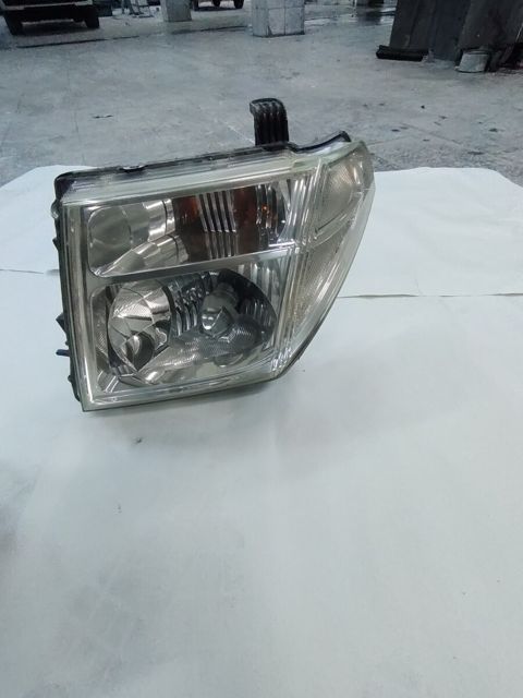 Nissan Navara farası — Bakı