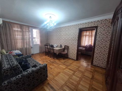 Satılır 2 otaqlı köhnə tikili 50 m² — Bakı
