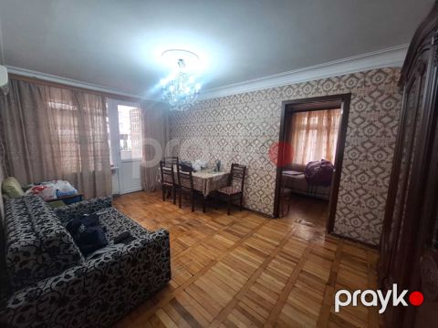 Satılır 2 otaqlı köhnə tikili 50 m²