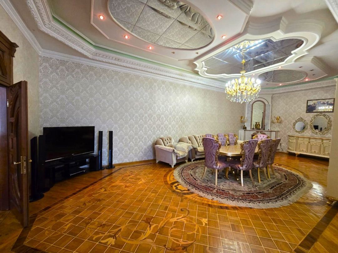 Satılır 9 otaqlı həyət evi/bağ evi 1200 m² — Ev, villa, Bakı (5)