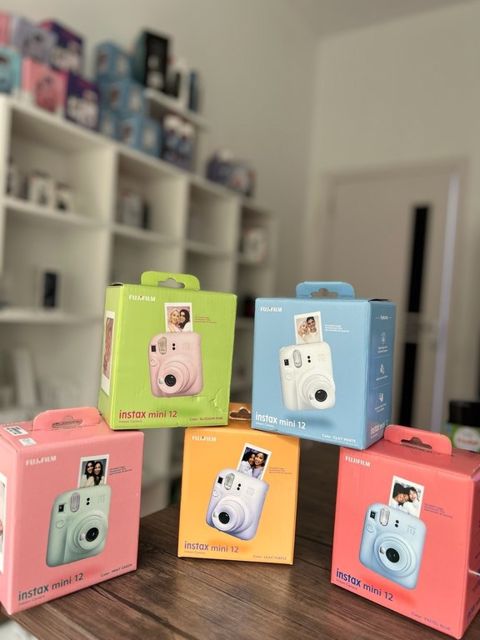 Fujifilm instax Mini 12 — Bakı
