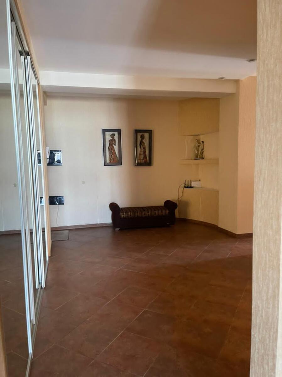 İcarəyə verilir 4 otaqlı yeni tikili 210 m² — Mənzil, Bakı (11)