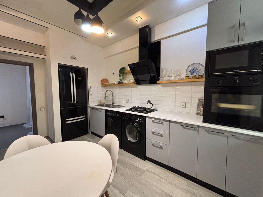 İcarəyə verilir 3 otaqlı yeni tikili 100 m² — Mənzil, Bakı (6)