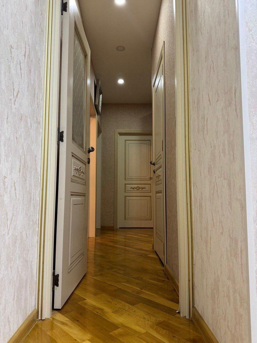 Satılır 3 otaqlı köhnə tikili 100 m² — Mənzil, Bakı (11)