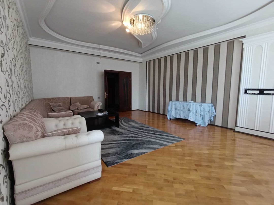 İcarəyə verilir 3 otaqlı yeni tikili 140 m² — Mənzil, Bakı (5)