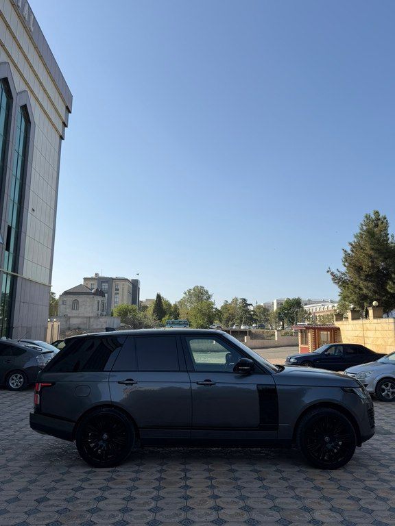 Land Rover Range Rover, 3.0 L, 2018 il, 151 000 km — Avtomobillər, Bakı (4)