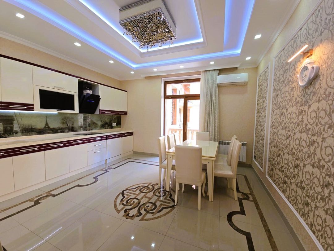 İcarəyə verilir 4 otaqlı yeni tikili 200 m² — Mənzil, Bakı (3)