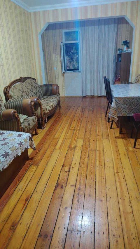Satılır 2 otaqlı köhnə tikili 46 m² — Bakı