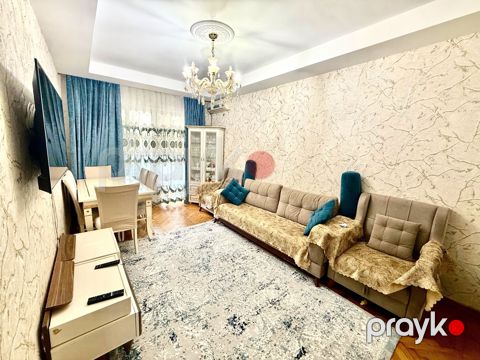 Satılır 4 otaqlı köhnə tikili 100 m²