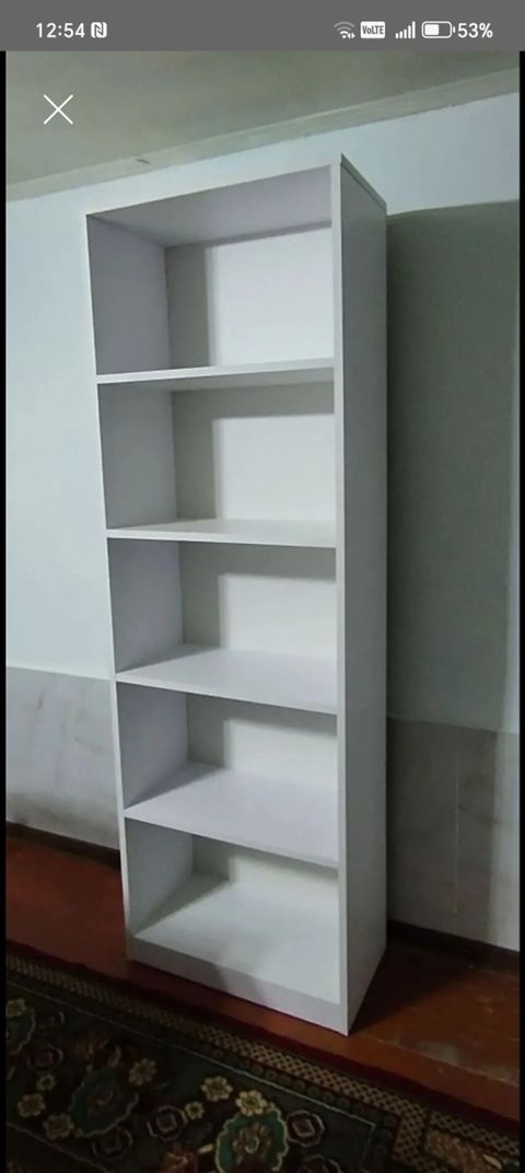 Ağ rəngli açıq rəfli kitab şkafı - Material: laminat/LDSP tipli taxta