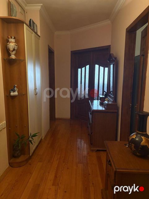 Satılır 2 otaqlı yeni tikili 80 m²