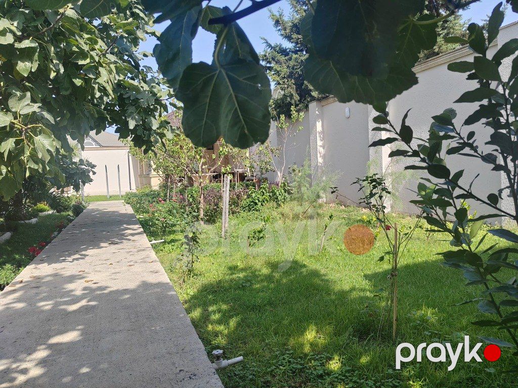 Satılır 5 otaqlı həyət evi/bağ evi 220 m² — Ev, villa, Bakı (5)