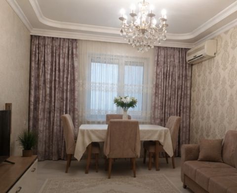 Satılır 3 otaqlı köhnə tikili 60 m² — Bakı