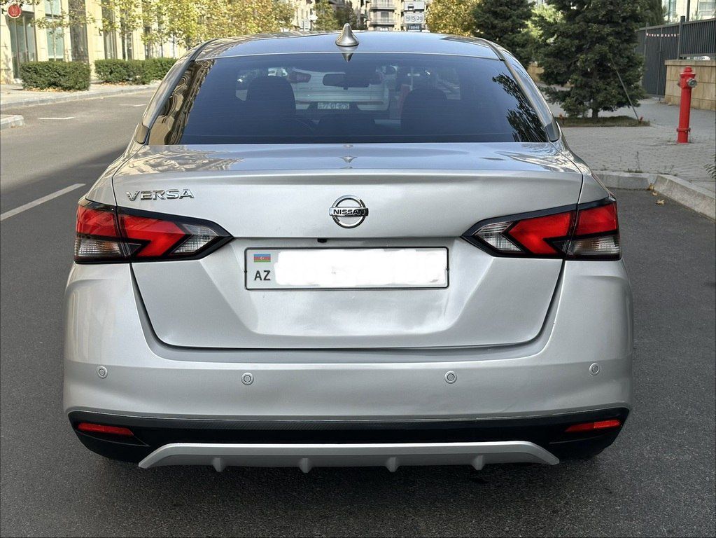 Nissan Versa, 1.6 L, 2020 il, 172 000 km — Avtomobillər, Bakı (6)