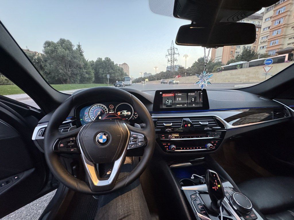 BMW 530e, 2.0 L, 12 kWh, 2017 il, 184 000 km — Avtomobillər, Bakı (12)