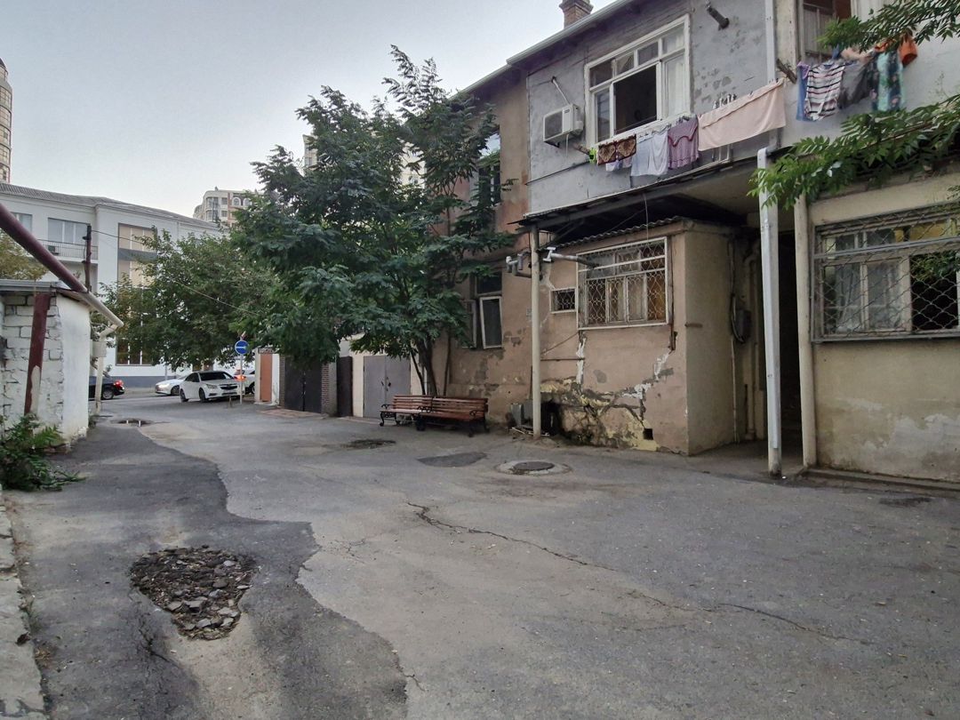 Satılır 3 otaqlı köhnə tikili 90 m² — Mənzil, Bakı (12)