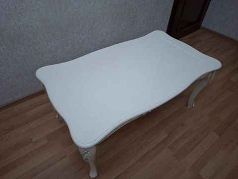 Jurnal masası — Bakı