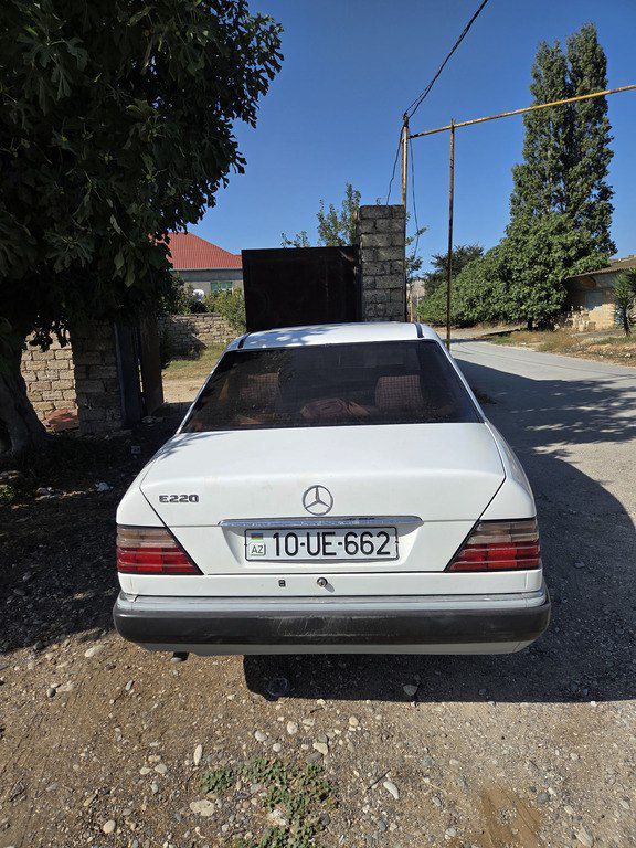 Mercedes 220 E, 2.2 L, 1994 il, 480 000 km — Avtomobillər, Bakı (2)