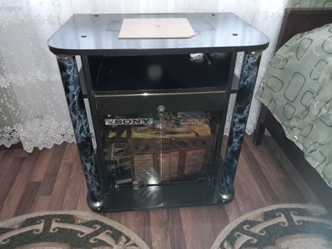 Televizor altlığı — Bakı