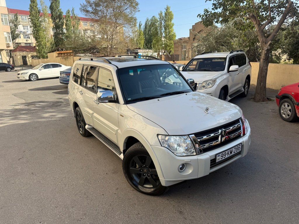 Mitsubishi Pajero, 3.8 L, 2007 il, 330 000 km — Avtomobillər, Sumqayıt (2)